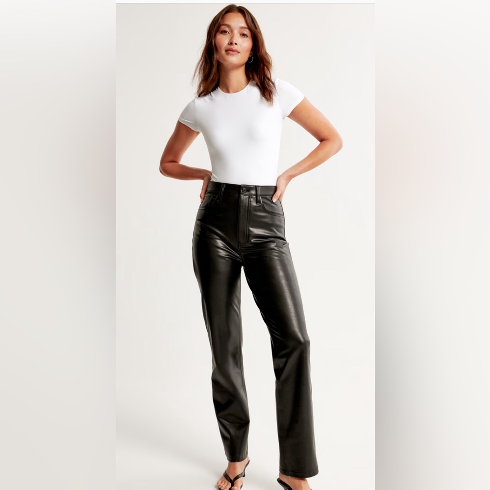 Abercrombie & Fitch Black Faux Leather 90s Straight Ultra High Rise Pant Size 12